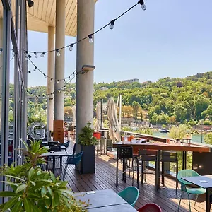 Novotel Centre-confluence Bord De Saone Ξενοδοχείο